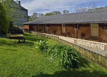 MAISON DE LA SOURCE / HOTEL - SAINT-LEONARD