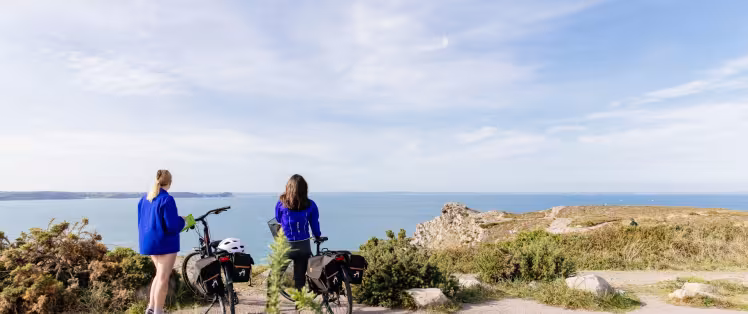 Le Cap d'Erquy accessible par une liaison : un incontournable !